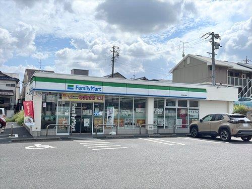 ファミリーマート日進岩崎店まで450m