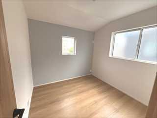 北東側洋室4.5帖