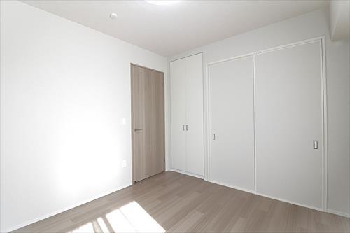 洋室①約6.0帖