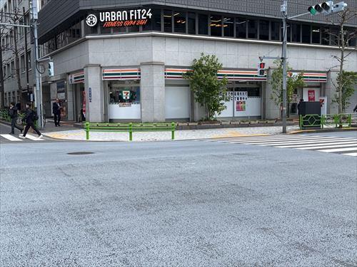 セブンイレブン人形町駅西店