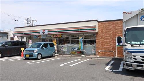 セブンイレブン練馬谷原６丁目店320ｍ