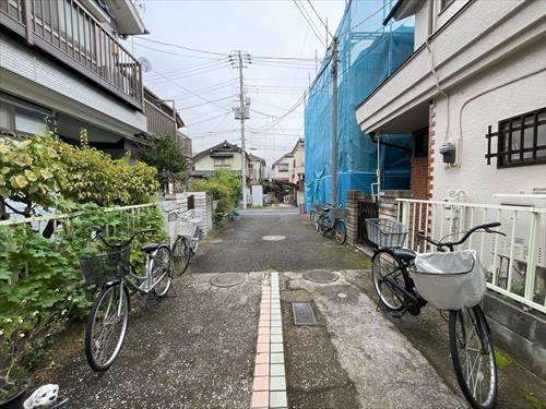 隣接道路（物件：右手）