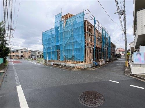 隣接道路（物件：右手）