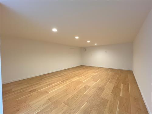 屋根裏収納 9.2帖