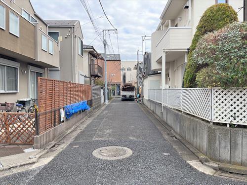 前面道路（物件：右手）