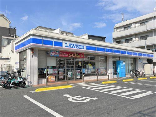 ローソン新高島平駅南店 270ｍ