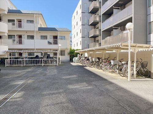 駐輪場