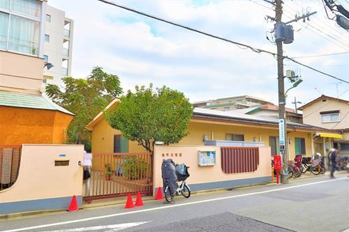 嶺町幼稚園まで90ｍ