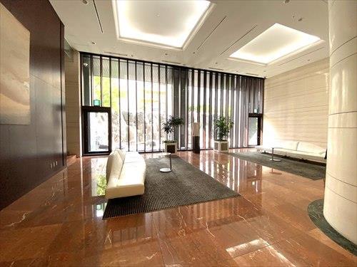 カスケードホール