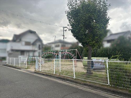 長曽根辰池公園まで10ｍ（徒歩1分）
