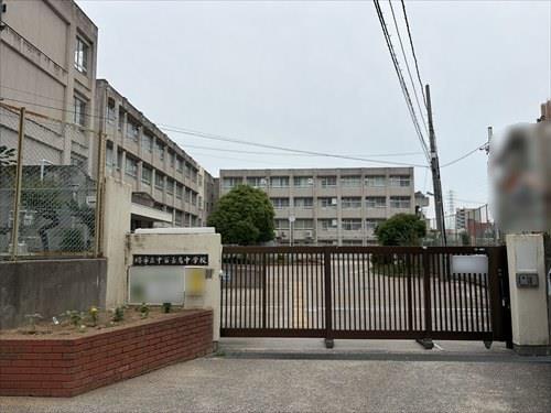 中百舌鳥中学校約1040m