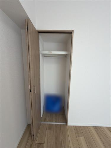 洋室①約5.2帖　収納