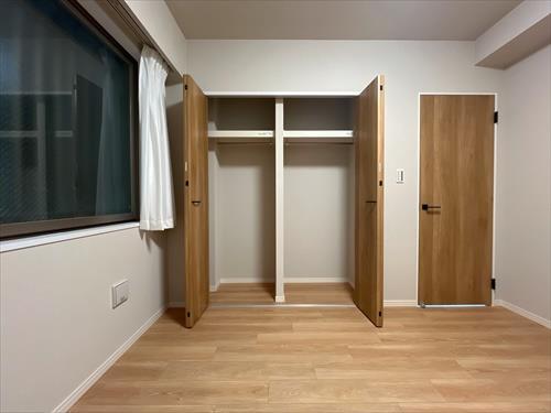 洋室約5.5帖の収納