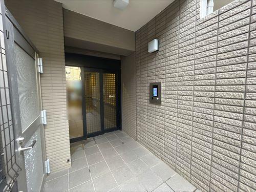 サブエントランス