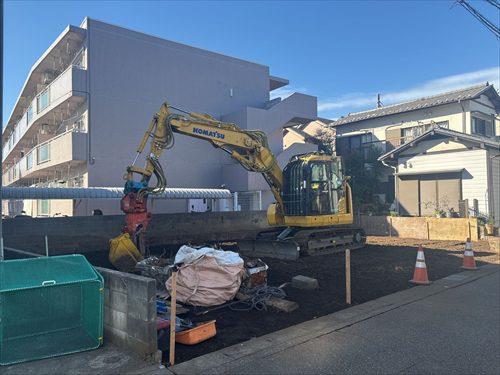 現地；手前１号棟（2025年11月撮影）