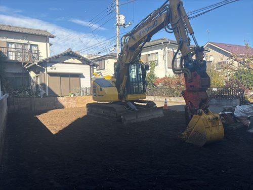 現地；手前１号棟（2025年11月撮影）