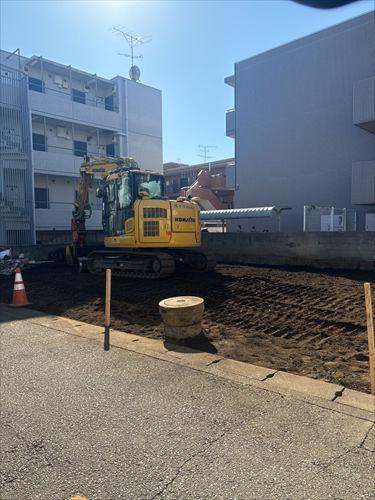 現地；手前2号棟（2025年11月撮影）