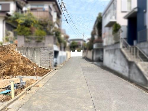 現地含む前面道路（2026年2月撮影）