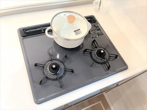 三口コンロ