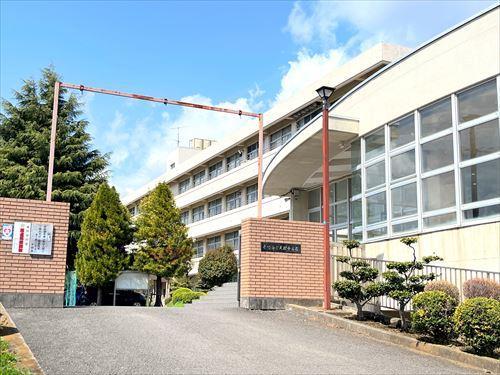 秦野市立大根中学校まで760m
