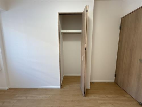 洋室約5.4帖収納