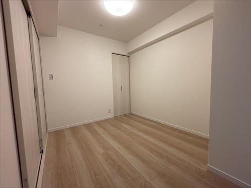 洋室②【2025年11月撮影】