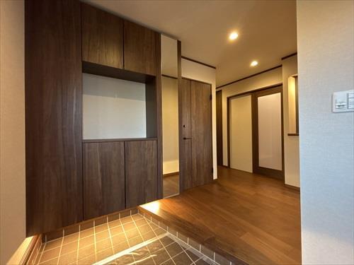 玄関ホール【2025年11月撮影】