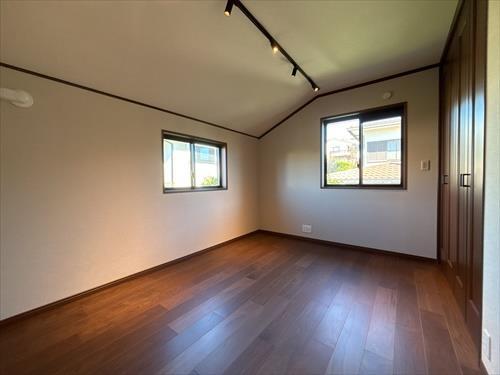 2階洋室③【2025年11月撮影】