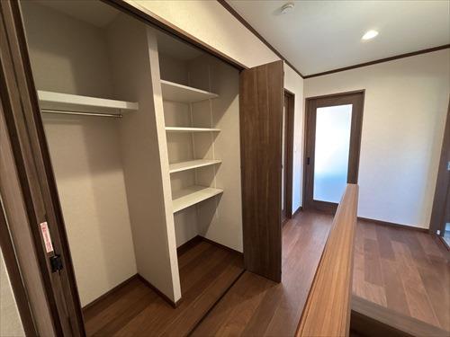 2階廊下【2025年11月撮影】