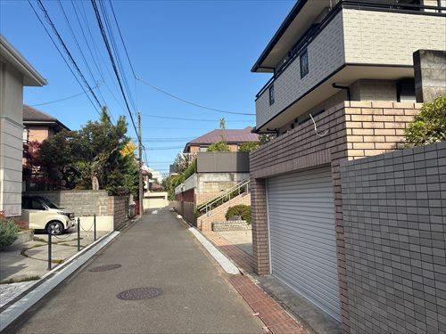 前面道路【2025年11月撮影】