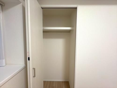 洋室約5.8帖収納