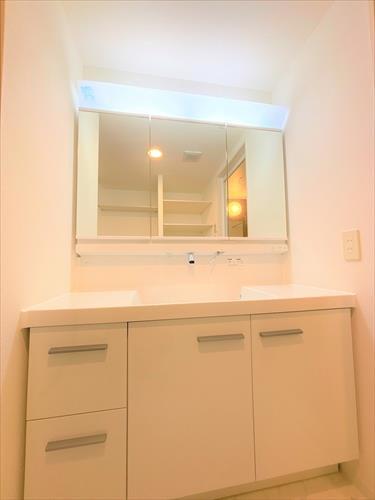 独立洗面化粧台