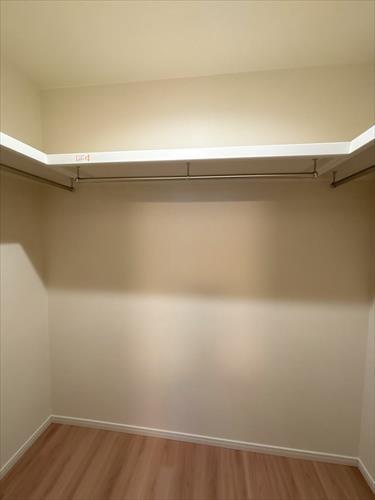 洋室約8.3帖　WIC