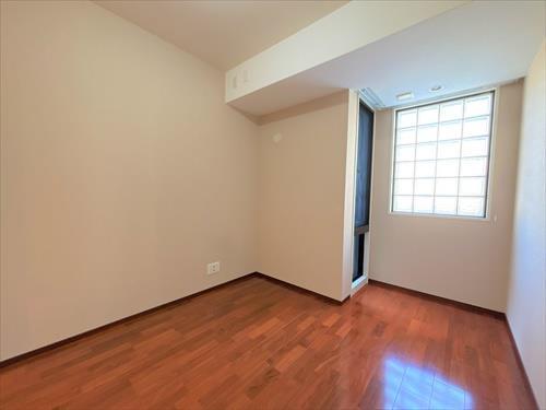 LD側洋室約5.5帖