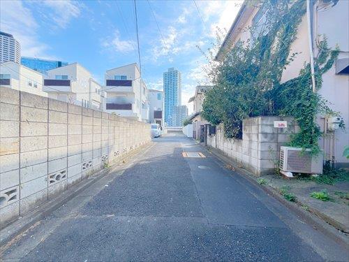 現地含む前面道路(2024年11月撮影)