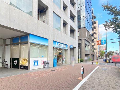 ローソン中野本町二丁目店まで360m