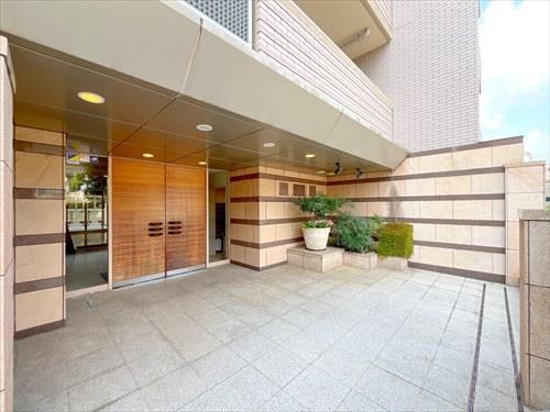 マンション入口