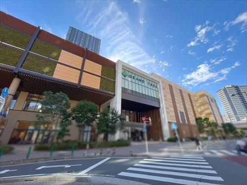 グランツリー武蔵小杉店まで1200m