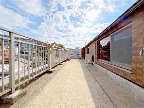 北東側ルーフバルコニー