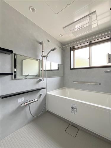 浴室(浴室乾燥機付き)