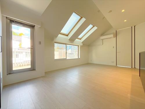 リビングダイニング(床暖房付き)