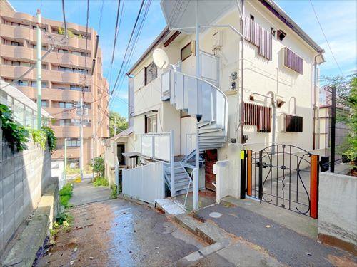 前面通路(2025年11月撮影)