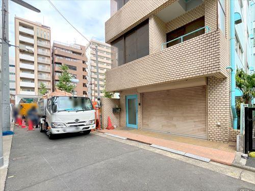 前面道路(2025年11月撮影)