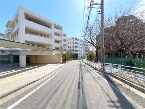 前面道路(2026年2月撮影)