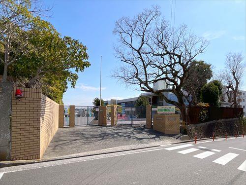 さゆり幼稚園まで80m