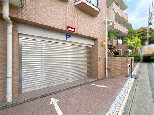 車両出入口