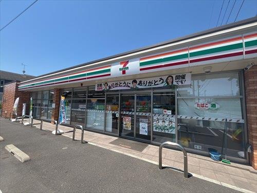 セブンイレブンまで270ｍ