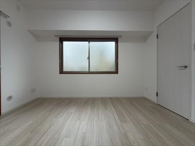洋室7.0帖