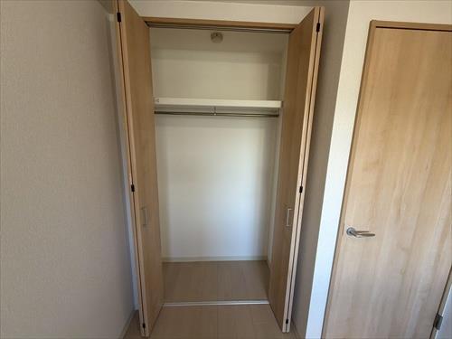 洋室5.0帖収納