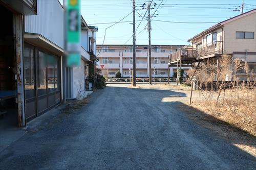 前面道路（南東側）